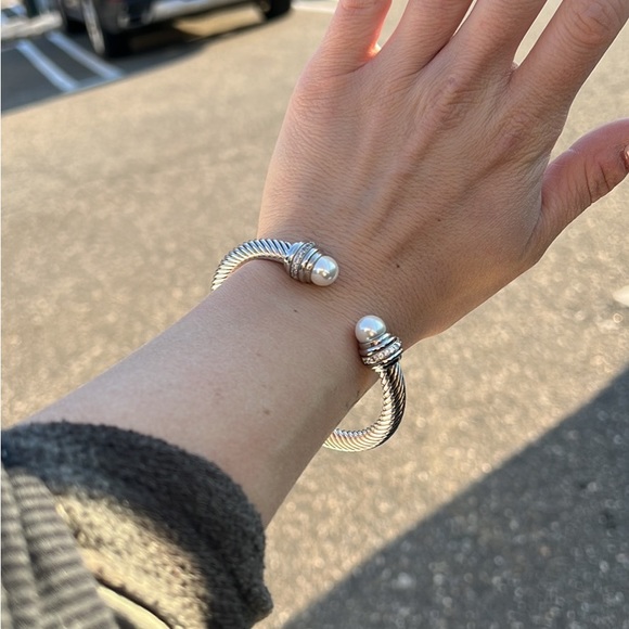 Sterling Silver 7mm Cable Classics Bracelet with Pearls & Pavé Diamonds - Picture 4 of 7